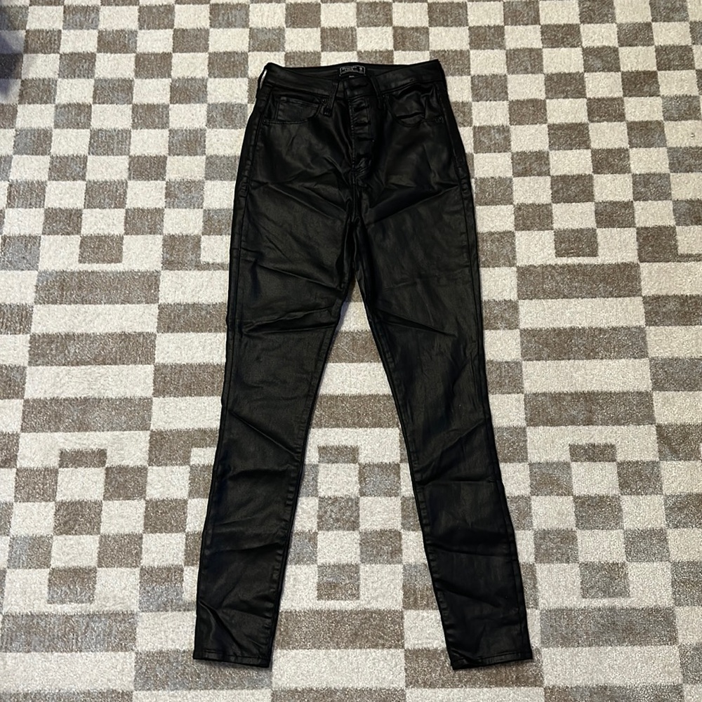 Abercrombie & Fitch Curve Love 26 high rise super skinny ankle black button